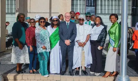 Winnipeg celebrates Nigerians, raises Nigerian flag at City Hall