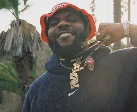 Odumodublvck Explains Sacrificial Love Ideals in Relationships