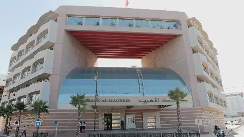 Moroccan Families and Diaspora Bolster Bank Liquidity Despite Economic Challenges