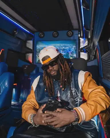 Senegalese Rapper Mister Right Releases Debut Album "Self Made"