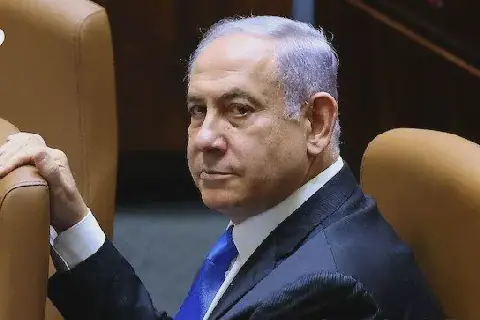 Netanyahu invites Indian pilot who saved flydubai flight to Israel