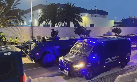 Morocco Prepares for Spanish King's Visit Amid Migrant Camp Eviction