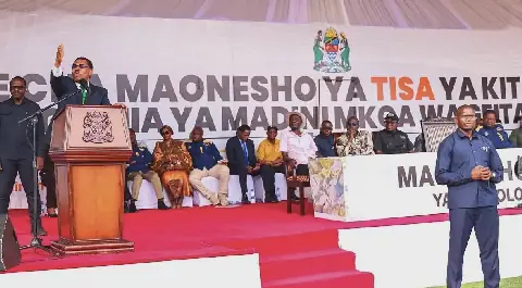 Tanzanian Prime Minister Urges Formal Agreements in Mining Sector