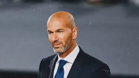 Zidane Defends Cristiano Ronaldo Amidst Portuguese National Team Crisis