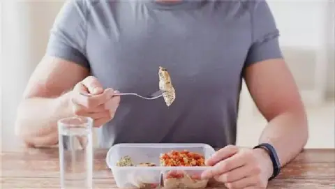 Drinking Water During Meals: Separating Fact from Fiction