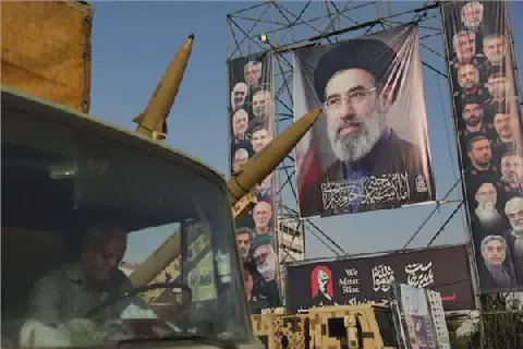 Iran Vows to Extend Missile Range in Response to US Military Presence