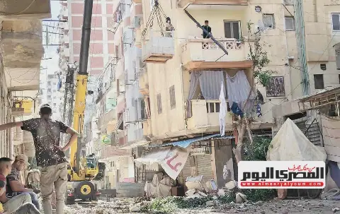 Egyptian Authorities Scramble to Address Inclining Buildings in Alexandria