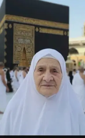 Egyptian Village Mourns Death of 107-Year-Old Matriarch