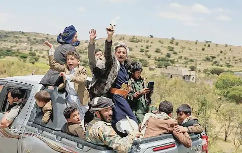 Yemen's Government Launches "Fajr Yemen" Operation to Oust Houthi Rebels