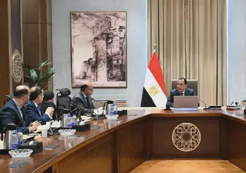 رئيس الوزراء ووزير الاستثمار