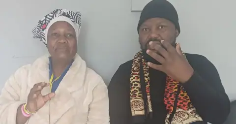 Esther Mashene, deputy chairperson of Traditional Health Practitioners in Bushbuckridge, and Mandla Mnisi, chairperson of Lesaka la di Ngaka in Mpumalanga, were among traditional practitioners trained in recognising signs and symptoms of breast and cervical cancer and referring patients to the public health system.