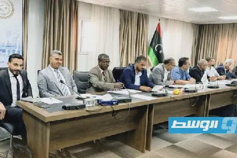 وزارة التعليم العالي تبحث أوضاع أعضاء هيئة التدريس بالجامعات الليبية