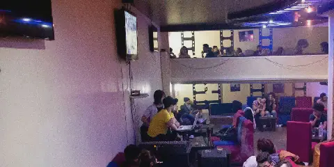 Tunisian Interior Ministry Announces Regular Checks on Cafes and Bars