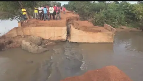 Kunfusi Bridge Collapse Leaves 4,000 Residents Stranded in Ghana's Savannah Region
