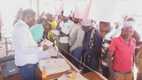 Over 4,500 Tana River Residents Receive Land Title Deeds, Including Women and Persons with Disabilities