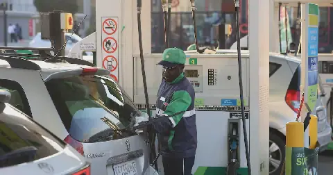 The pump price of petrol will jump by as much as R3.33 per litre from Wednesday, breaching R30.00 for the first time ever. Picture: Antonio Muchave