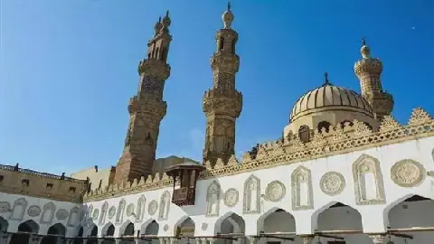 Egypt's Al-Azhar University Opens Registration for New Quranic Studies Programs