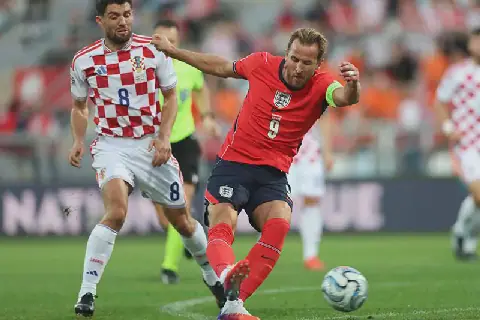 England captain Kane driven by desire for records, says Tuchel