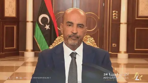 الكوني ينتقد عدم الاستجابة لمطالب المعلمين