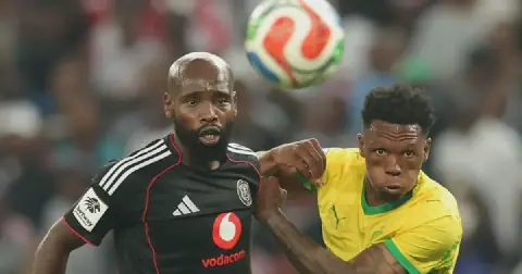 Lebo Mothiba of Mamelodi Sundowns is challenged by Makhehleni Makhaula of Orlando Pirates during the Betway Premiership 2025/26 match in Polokwane on February 18 2026. Picture: BackpagePix/Samuel Shivambu