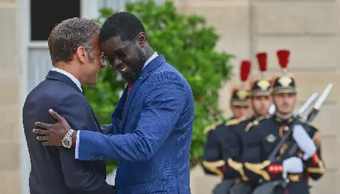Senegal Engages in Debt Discussions with Creditors in Paris