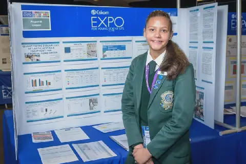 Denica Swartz, gr. 8-leerling aan die Eunice High School in Bloemfontein, is as die junior wenner van die Eskom-ekspo vir jong wetenskaplikes se internasionale wetenskapskou aangewys.