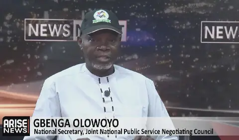 Public workers threaten total strike, give FG two-week ultimatum