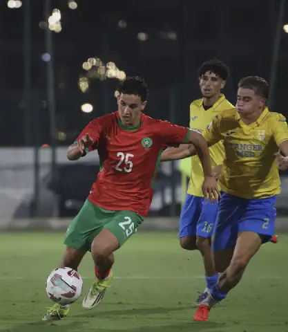 أمير بوحمدي: «شرف أن ألعب لهذا البلد الجميل»