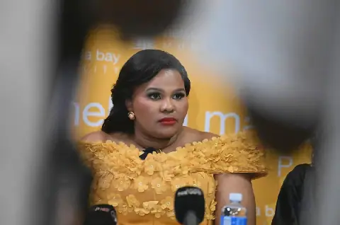 Babalwa Lobishe, burgemeester van die Nelson Mandelabaai-metro.