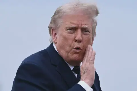 White House denies Trump suggested Iran should 'take out' US cities