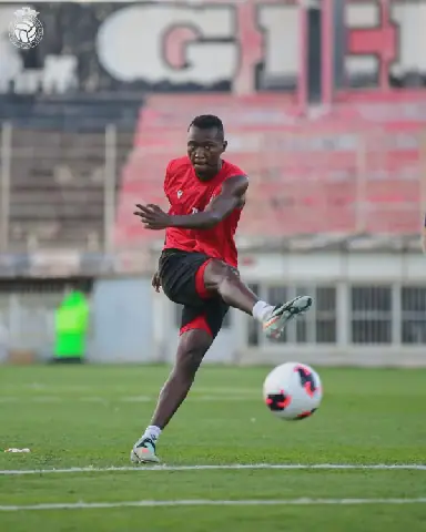 USM Alger : De la liste des libérés à la prolongation : Le retour en force de Likonza