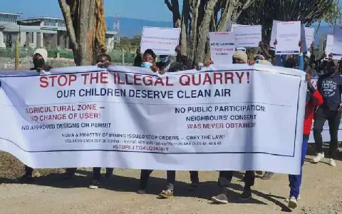 Protest erupts in Naivasha as dust from quarry sparks health concerns