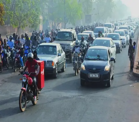 Niamey : La reprise des cours accentue des embouteillages aux heures de pointe