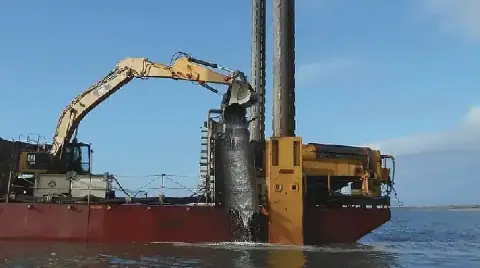 Ghana Government Halts Offshore Gold Exploration Citing Environmental Risks