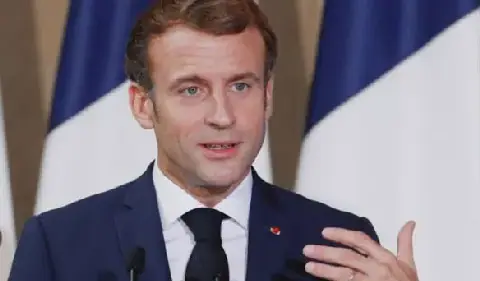 French President Macron Holds Emergency Meeting to Address Student Protests