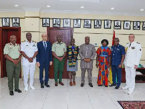 Accra and Paris Deepen Defence Ties, With Language, Cyber and the Sea on the Agenda