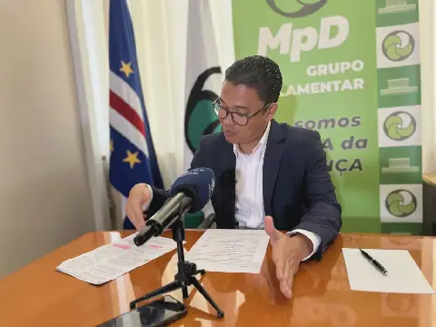 MpD quer medidas para mitigar impacto do aumento dos combustíveis