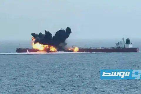 عُمان تجري عملية إجلاء طبي لأفراد طاقم ناقلة نفط أصيبت أثناء عبور مضيق هرمز