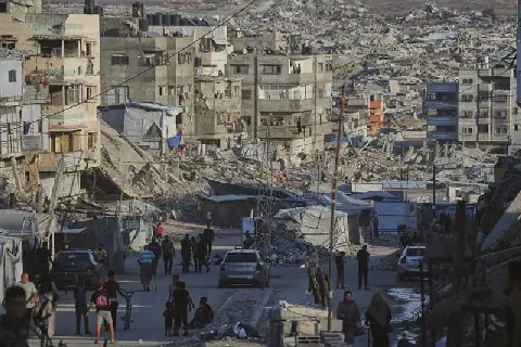 Israel's Demolition of Gaza Buildings Continues a Year After Ceasefire