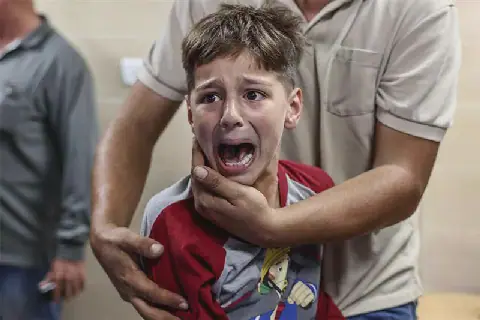 Cisjordanie: un Palestinien tué dans des tirs israéliens et des monuments palestiniens détruits