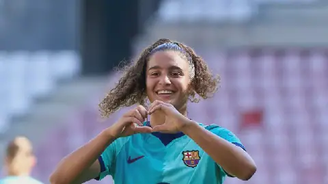 Moroccan Teenager Breaks Records with Barcelona