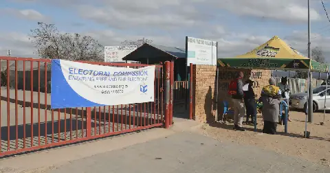 The IEC has confirmed that a court ruling on the asylum system does not extend to voting rights. Picture: Thapelo Morebudi