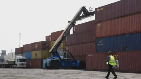 Air pollution: Tema Port seeks to adopt pneumatic suction technology for cement discharge