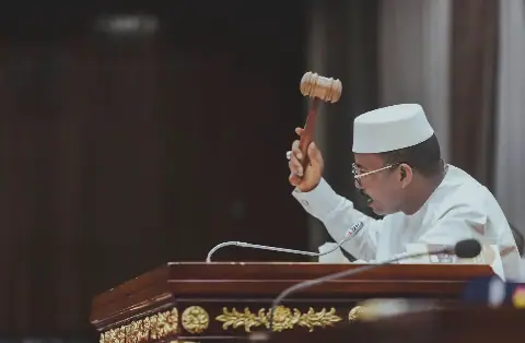 Guinea's National Assembly President Emphasizes Accountability and Transparency