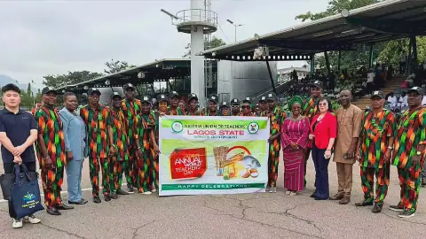 Chinese community donates laptops to teachers for World Teachers’ Day