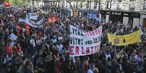 France Summons Iran Ambassador Over Alleged Disinformation on Student Protests