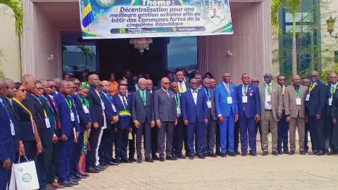 Gabon/Administration décentralisée : ouverture de la 6e assemblée générale extraordinaire de l’Association des maires du Gabon à Franceville