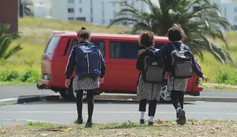 SADTU slams learning losses after school bus chaos in Western Cape