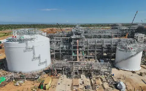 Ugandan MPs Inspect Petroleum Infrastructure as First Oil Approaches