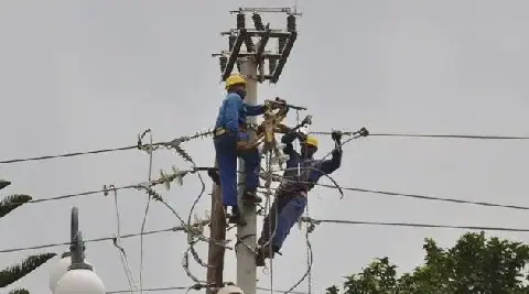 ÉLECTRICITÉ : 998 MILLIARDS DE FCFA D’ENGAGEMENTS POUR L’ACCÈS UNIVERSEL EN 2029